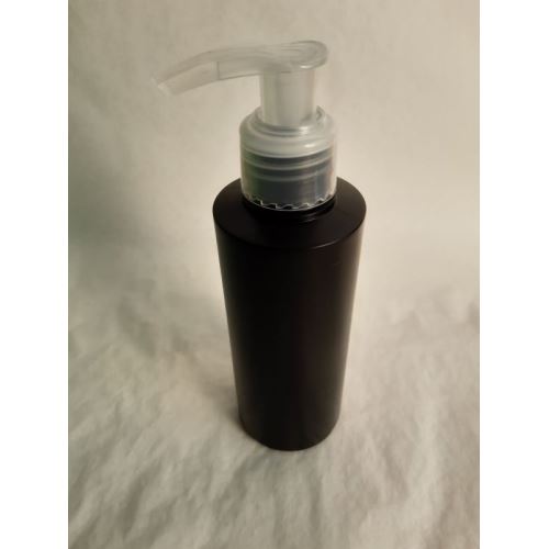 Plastová fľaštička čierna s uzáverom body lotion a hrdlom o veľkosti 24/410, 150 ml